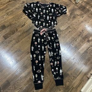 PJ SALVAGE - Pajama Set - Size Small Black